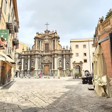 Centro Storico Sant'anna 아파트